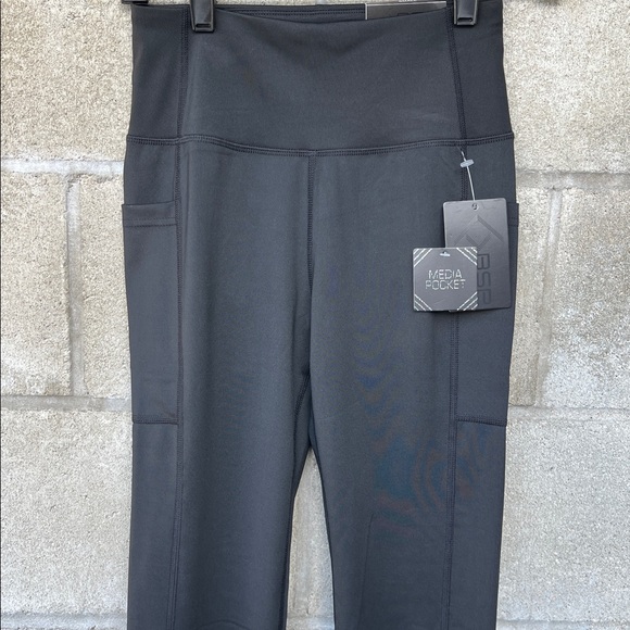 BSP Women's Spandex Flare Pants with Pockets Gym Workout Leggings NWT $68 - Picture 2 of 11